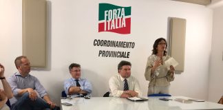 Forza Italia: da sinistra Mattia Margaroli, Paolo Fontana, Adriano Paroli, Alessandro Mattinzoli e Mariastella Gelmini, foto BsNews